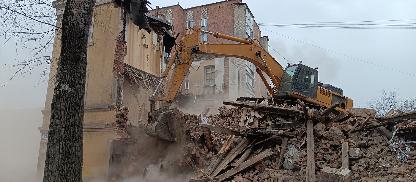 Услуги по сносу и демонтажу старых домов, строений и сооружений в Милославском
