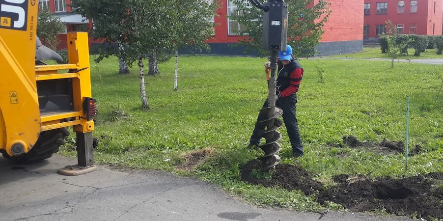 Услуги по бурению грунта под столбы и фундамент в Рязани